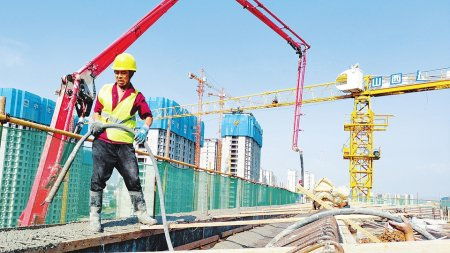 項目建設(shè)施工忙，現(xiàn)代化工程譜寫發(fā)展新篇章